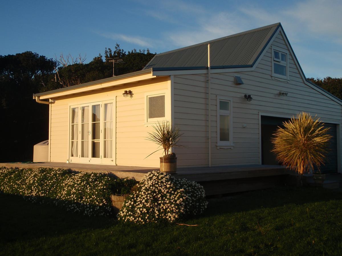 Nga Puriri Bed And Breakfast Hicks Bay Exterior photo